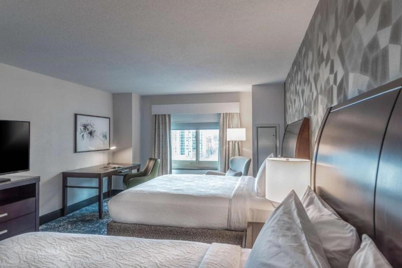 Hilton Garden Inn Bethesda Downtown Eksteriør billede