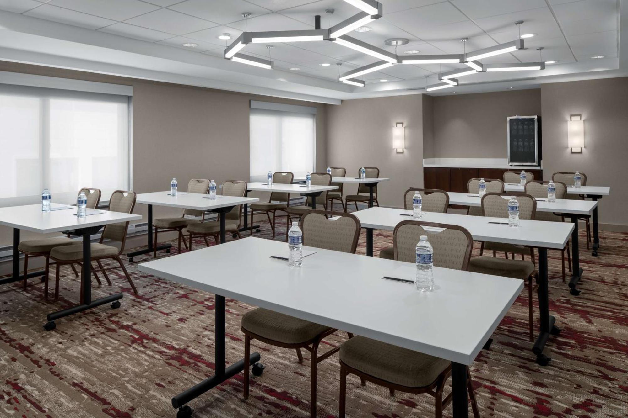 Hilton Garden Inn Bethesda Downtown Eksteriør billede