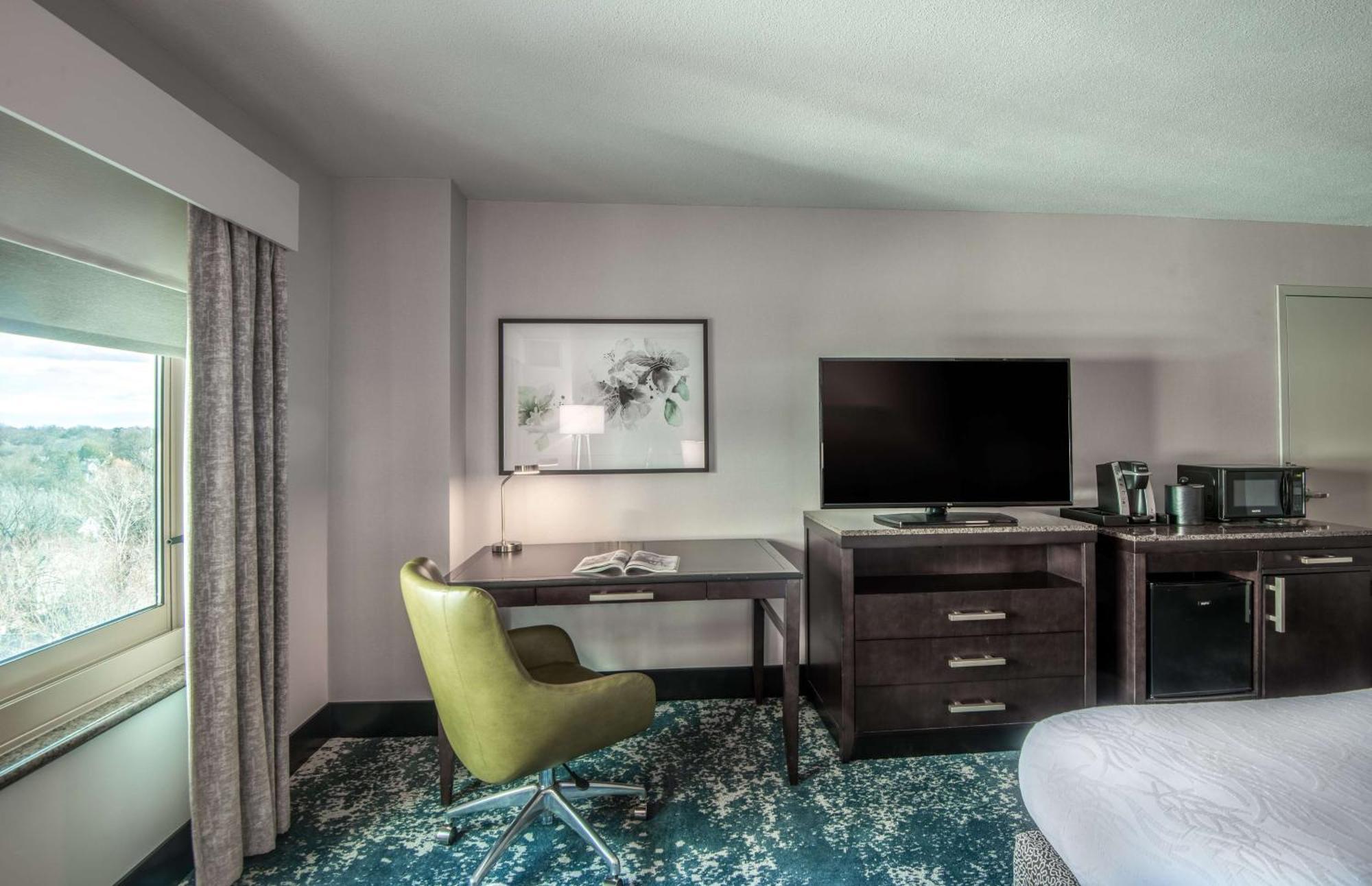 Hilton Garden Inn Bethesda Downtown Eksteriør billede