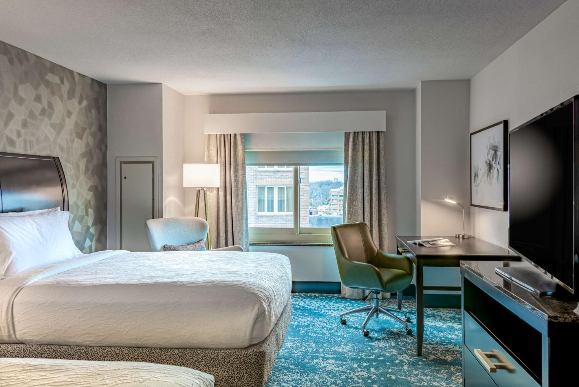 Hilton Garden Inn Bethesda Downtown Eksteriør billede