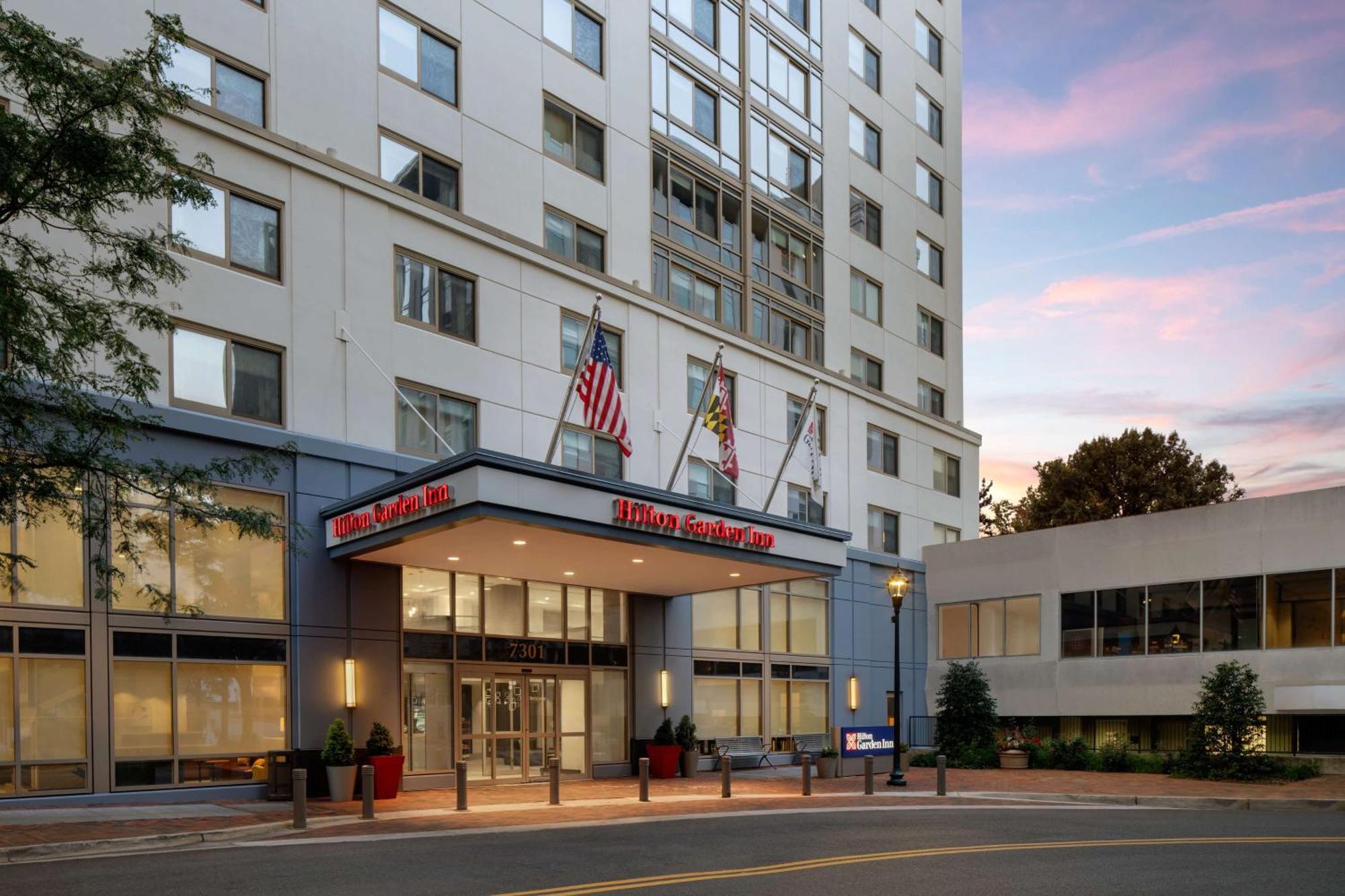Hilton Garden Inn Bethesda Downtown Eksteriør billede